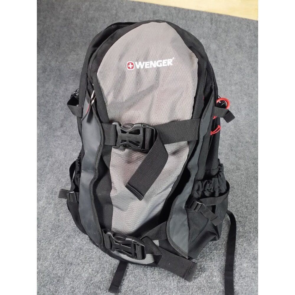 Wenger Swiss Day‎ Tripper Backback Men Gray Black Outdoors Everyday